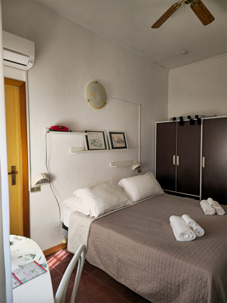 hotel villa mirna rimini marina centro 17